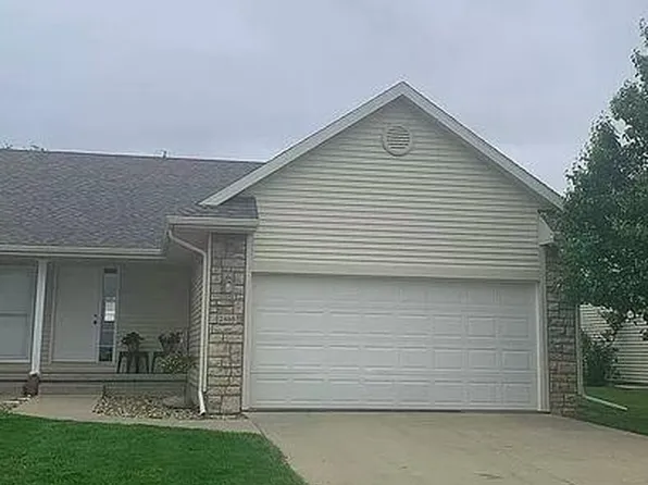 2465 Tracy Ave, Van Meter, IA 50261