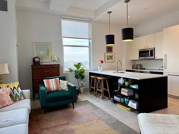 4th image of 30 Morningside Dr APT 507