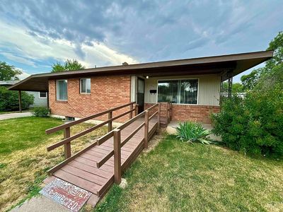 915 N 6 E, Mountain Home, ID, 83647