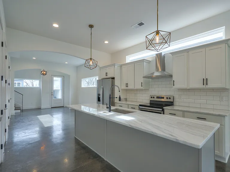 2411A Middle St — Photo 5