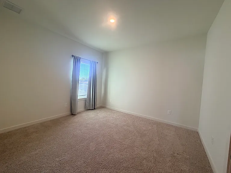 2323 Discovery Loop — Photo 17