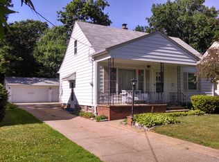 14167 Pease Rd, Maple Heights, OH 44137