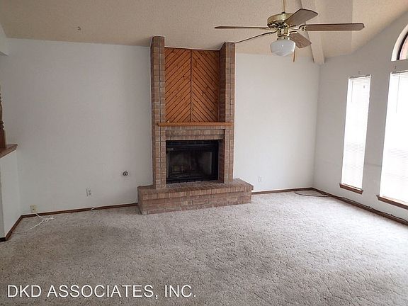 4th image of 12113 Goya Ct
