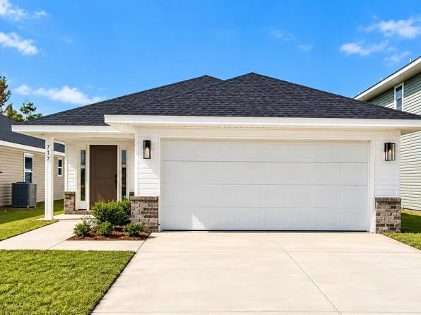 717 Fox Den Ln, Panama City, FL 32404