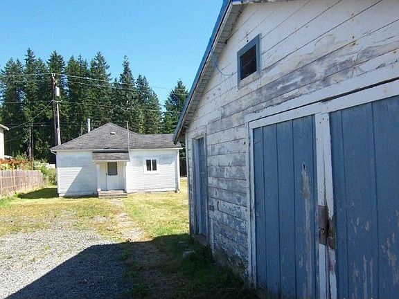 5th image of 214 S Alder Ave