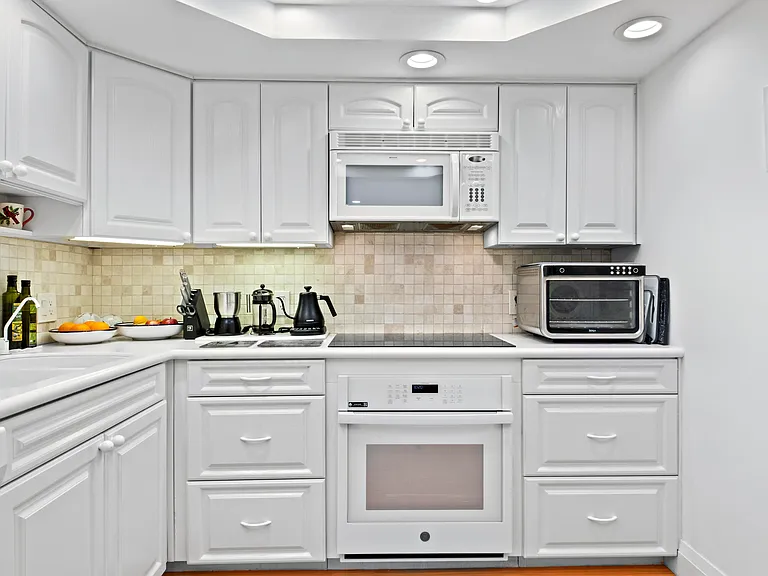 4201 N Ocean Blvd #608 — Photo 39