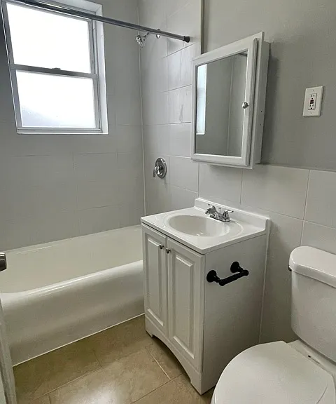 Vine Street Holdings — Photo 12