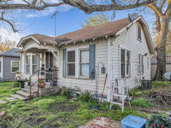 617 Mulberry St, Teague, TX 75860