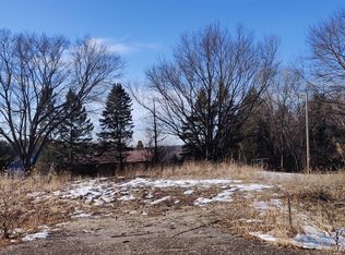 W280S3471 Townline Rd, Waukesha, WI 53189