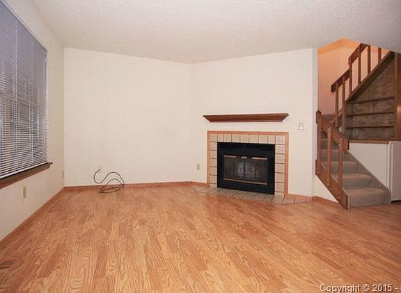 4th image of 8031 Lexington Park Dr
