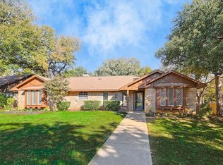 4701 Weyhill Dr, Arlington, TX 76013