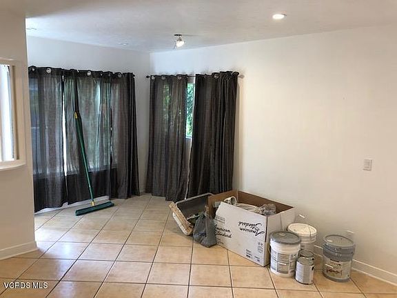 5th image of 613 E Ventura St