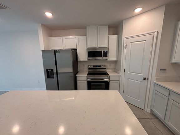 4th image of 3545 Eagles Crossing Way