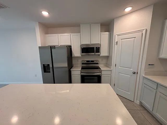 3545 Eagles Crossing Way — Photo 4