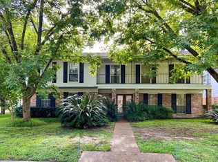 4914 Park Plaza Dr, Houston, TX 77018