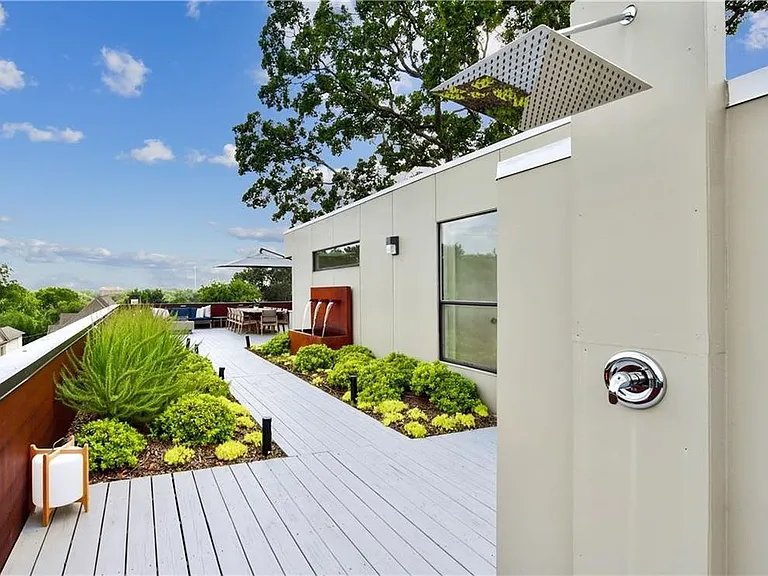 1020 Bellevue Dr NE — Photo 62