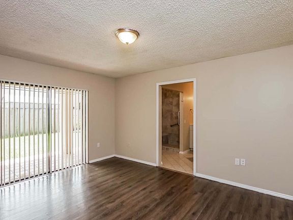 4th image of 14381 SW 112th Ter