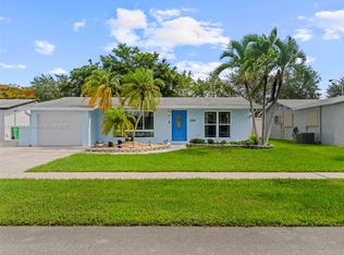 11701 NW 33rd St, Sunrise, FL 33323