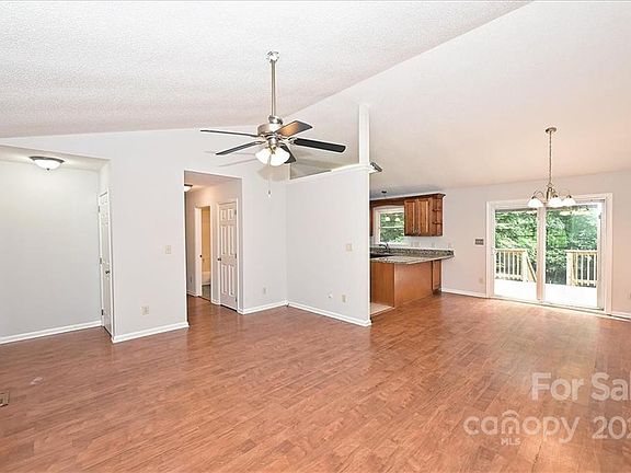 5th image of 8543 Clear Meadow Ln