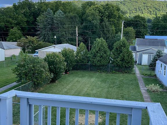 3rd image of 2310 Old Berwick Rd
