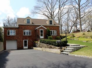 49 Avondale Rd, Harrison, NY 10528