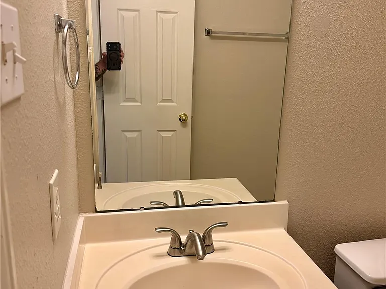3715 Lindenfield Dr — Photo 17