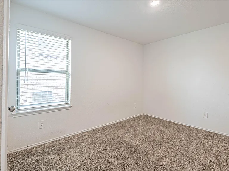 5110 Hedgerose Ln — Photo 28