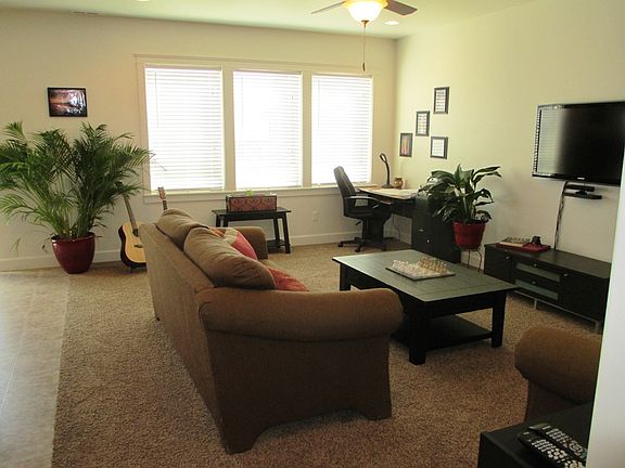 Family room2