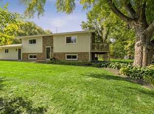 8514 Burton Rd, Wonder Lake, IL 60097