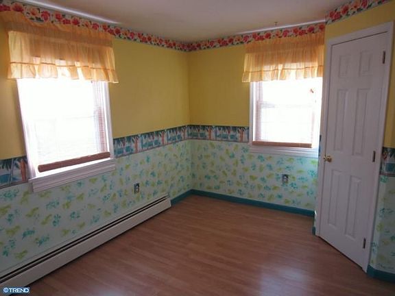 4th image of 231 W Vine St