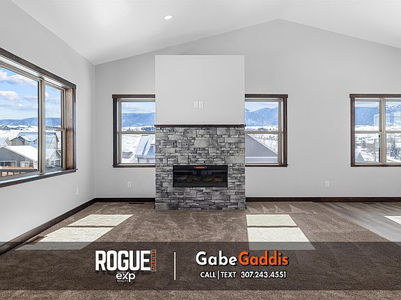 5th image of 5590 Walnut