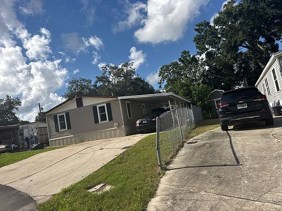 2nd image of 5815 Sunshine Park Dr