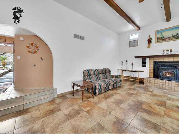 5th image of 2230 Cimarron Dr