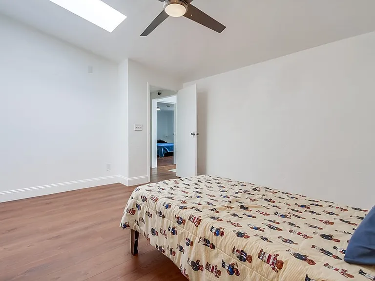 9442 Seltzer Ct — Photo 46
