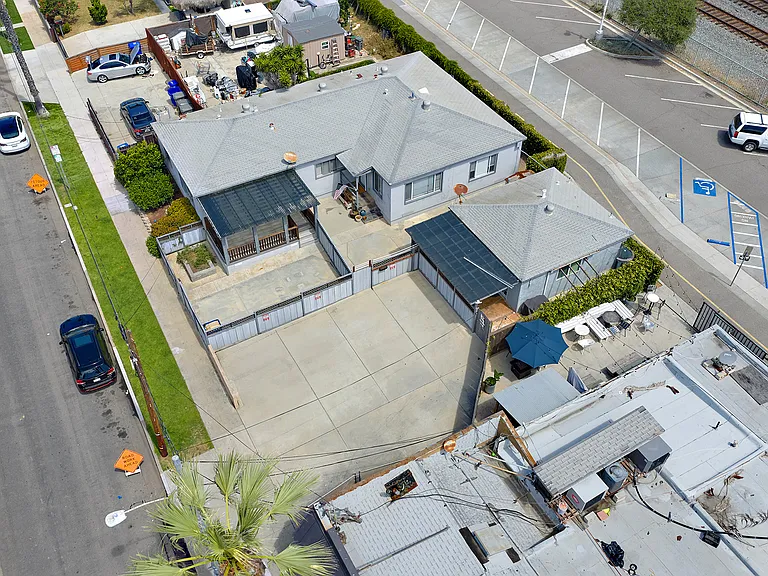 710 S Myers St — Photo 25