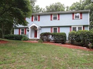 11 Exeter Way, Andover, MA 01810