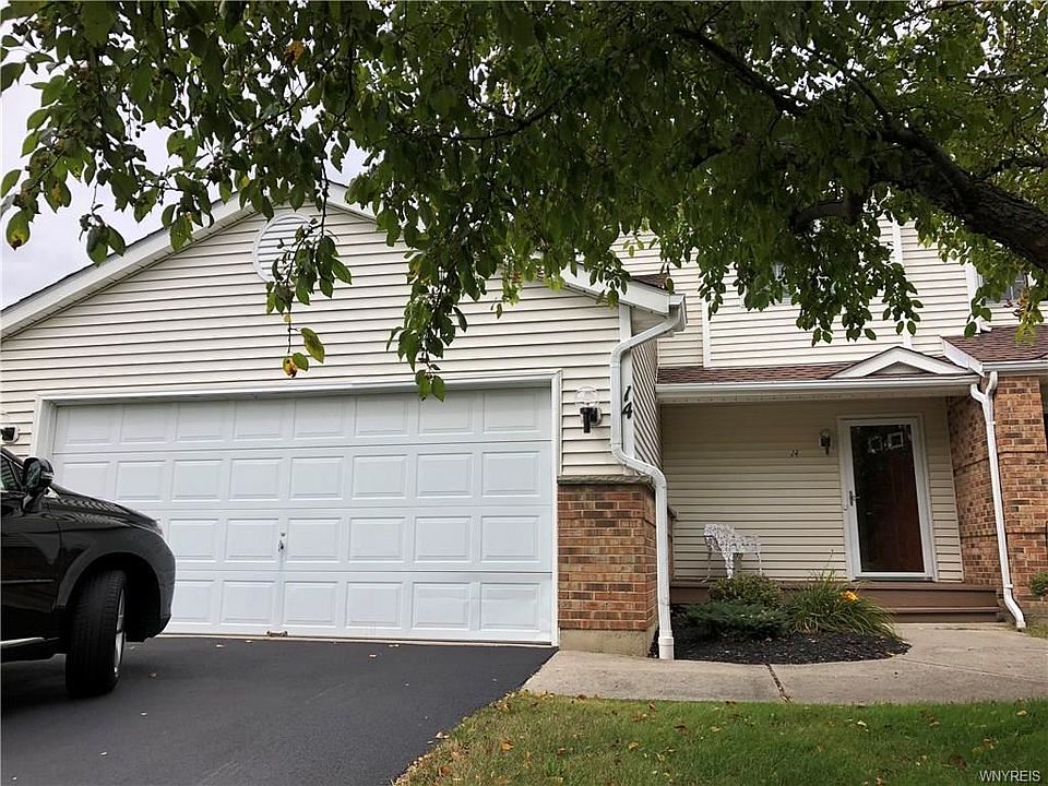 1st image of 14 Hastings Dr