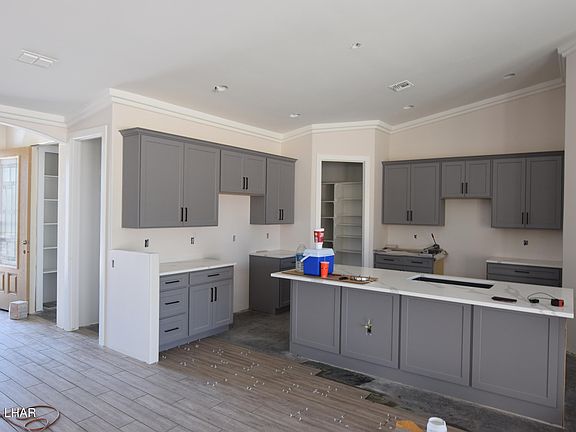 3rd image of 3697 Monterey Dr
