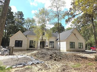 2 Lake Forest Dr, Conroe, TX 77384