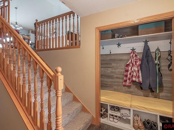 2nd image of 125 Swan Ln