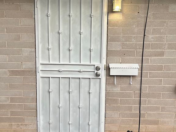 3rd image of 516 Madeira Dr SE APT 3