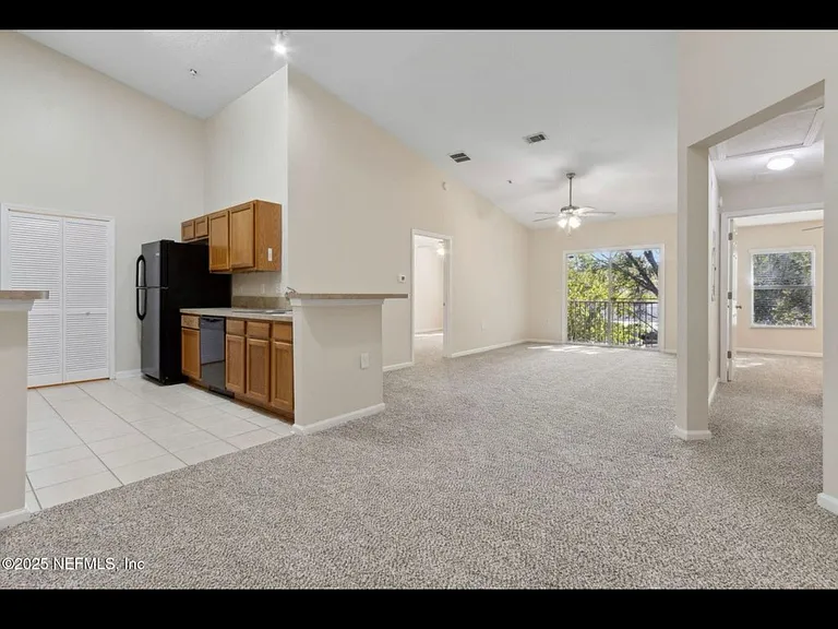 5101 Playpen Dr #14 — Photo 3