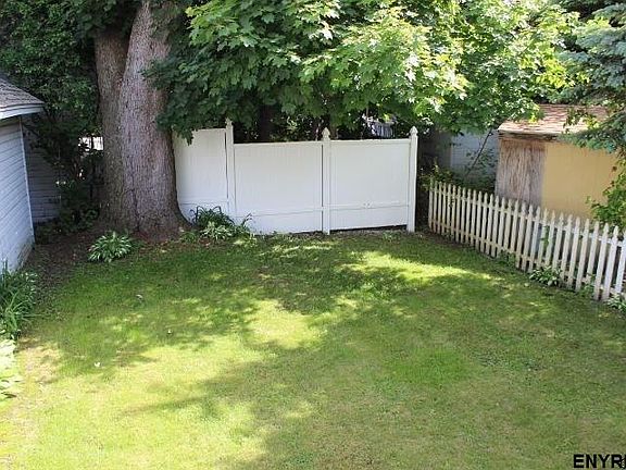 2nd image of 49 Meadowlawn Ave