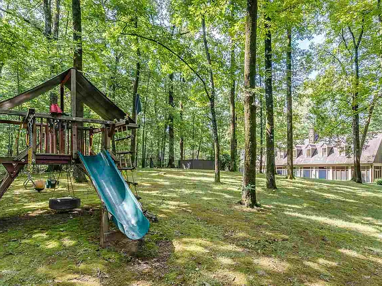5711 Shady Grove Rd — Photo 24