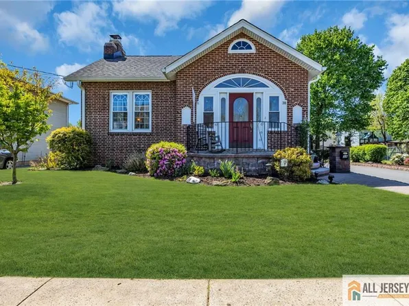 38 Simpson Ave, Edison, NJ 08817