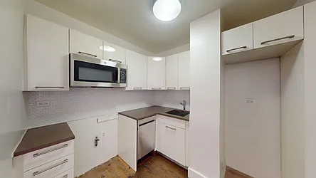 Rented by Bond New York