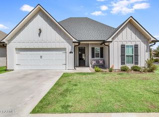 125 Bennington Ln, Youngsville, LA 70592