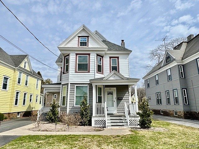 1st image of 521 Main St