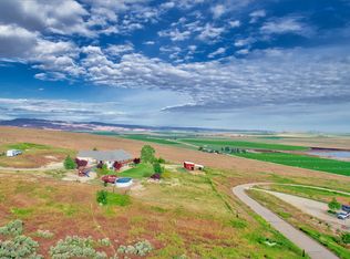 9970 View Point Dr, Melba, ID 83641