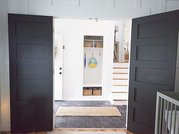 Bedroom/office off entryway